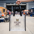 Clear_Stadium_Bag_Stadium_Vendors_Lifestyle_Mockup.png_15944616